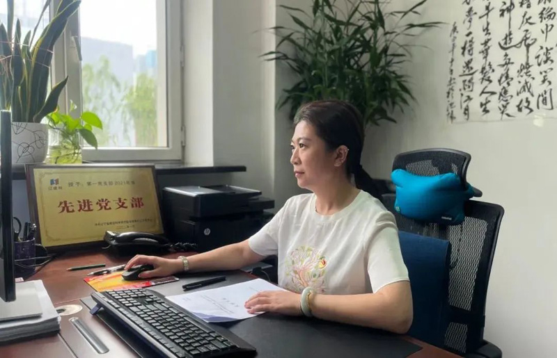 解放思想 擔當實干 重整行裝再出發——省建科院第一黨支部解放思想大討論活動紀實(圖4) 解放思想 擔當實干 重整行裝再出發——省建科院第一黨支部解放思想大討論活動紀實(圖4)