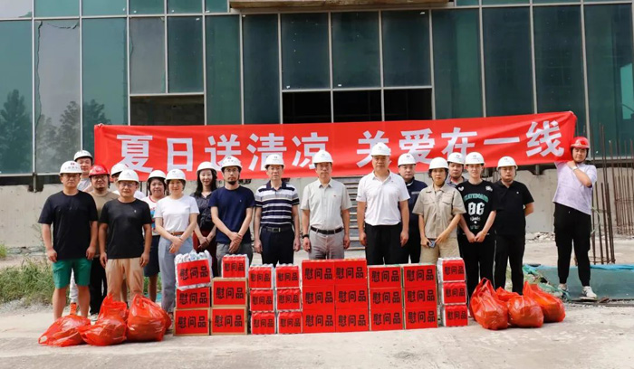 夏日送清涼，關愛在一線(圖1)